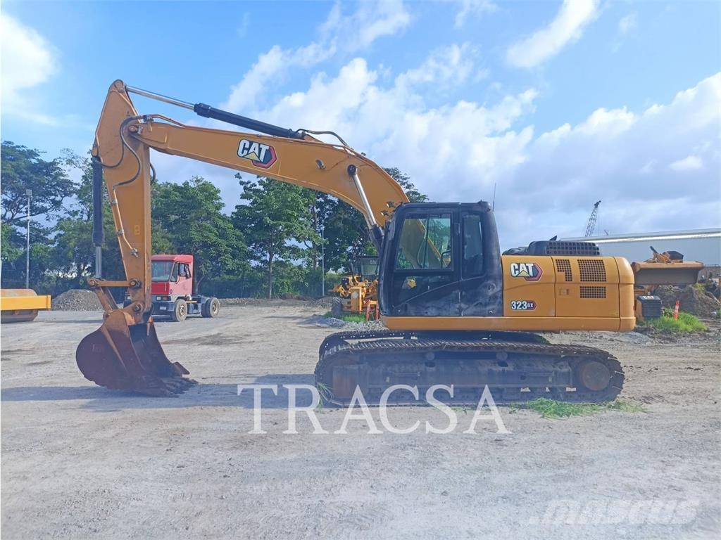 CAT 323GX Lánctalpas kotrók