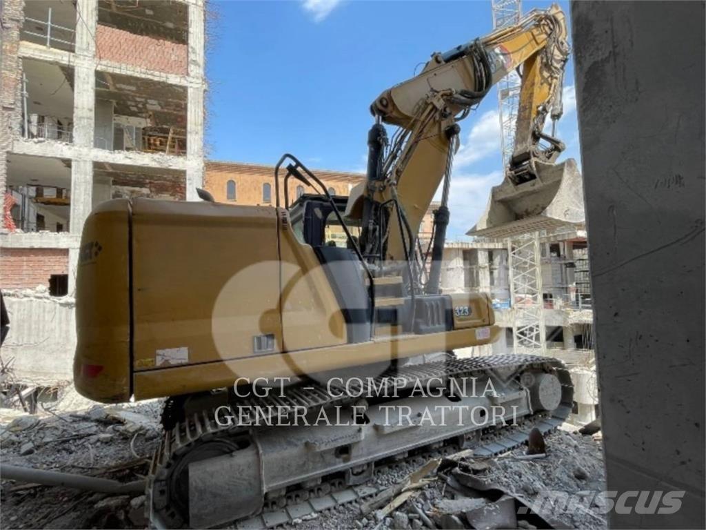 CAT 323LN Lánctalpas kotrók