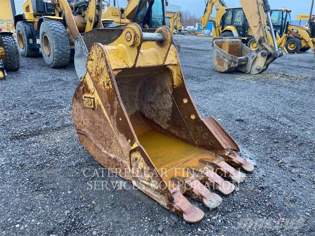 CAT 325 07D Lánctalpas kotrók