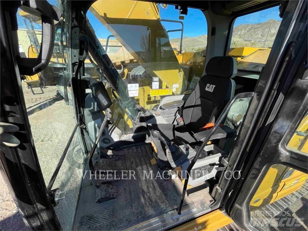 CAT 325 CF Lánctalpas kotrók