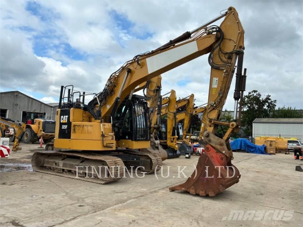 CAT 325FL Lánctalpas kotrók