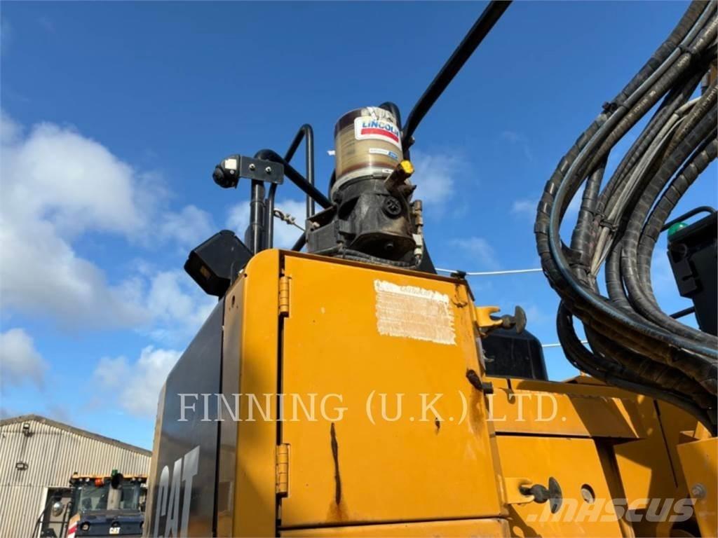 CAT 325FL Lánctalpas kotrók