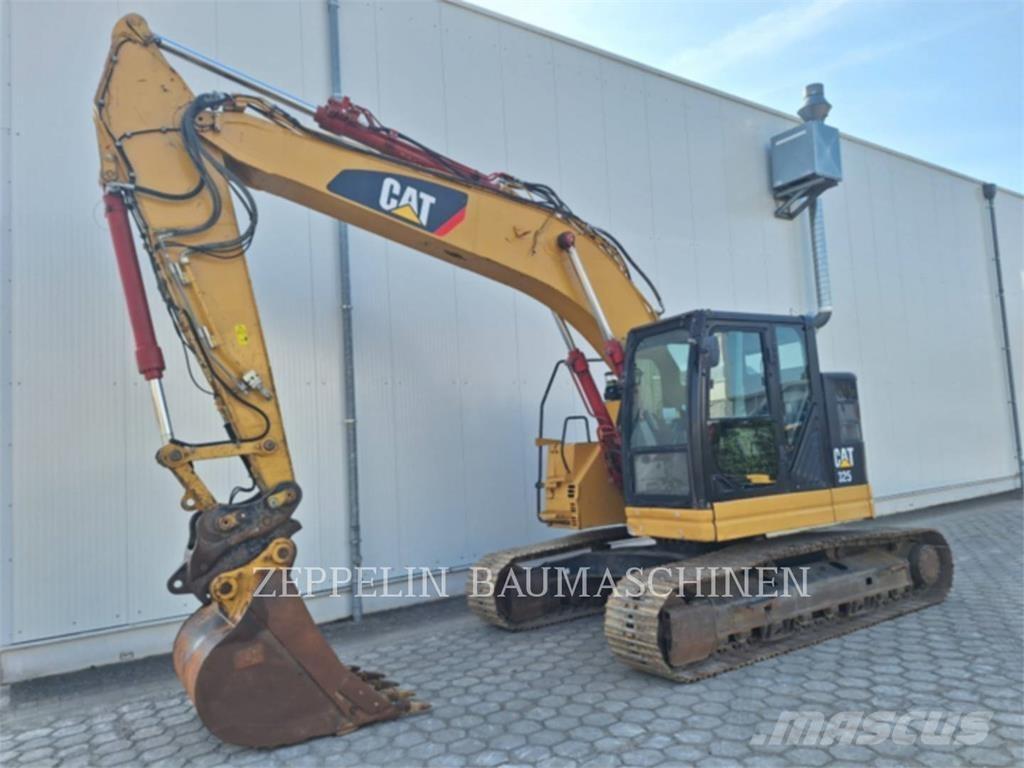 CAT 325FL Lánctalpas kotrók