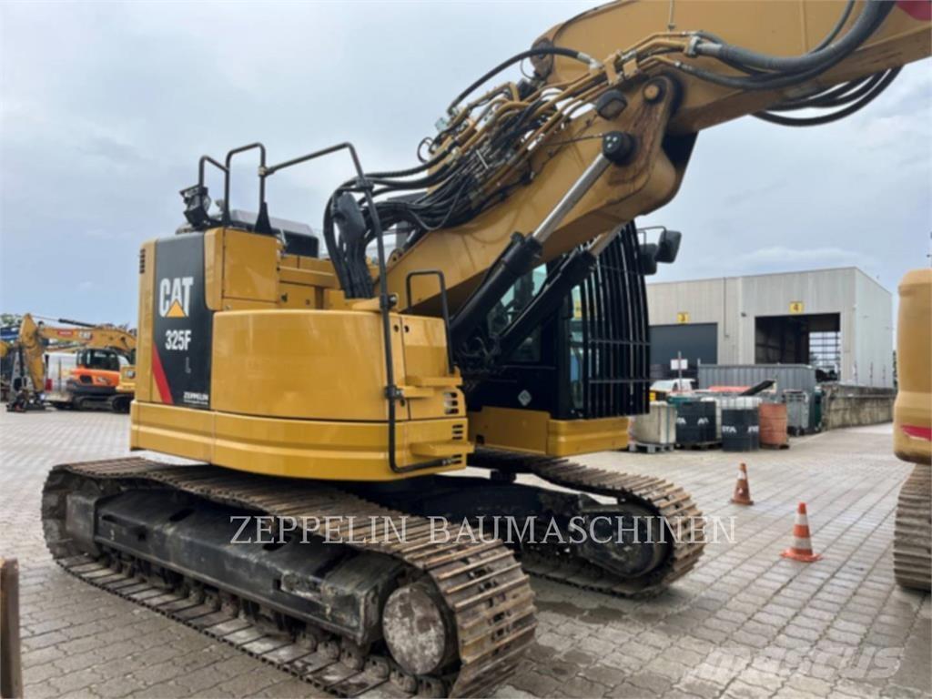 CAT 325FL Lánctalpas kotrók