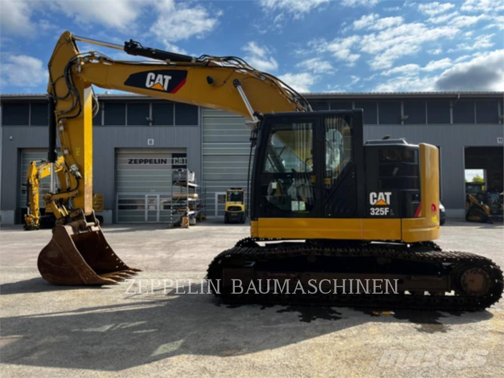 CAT 325FL Lánctalpas kotrók