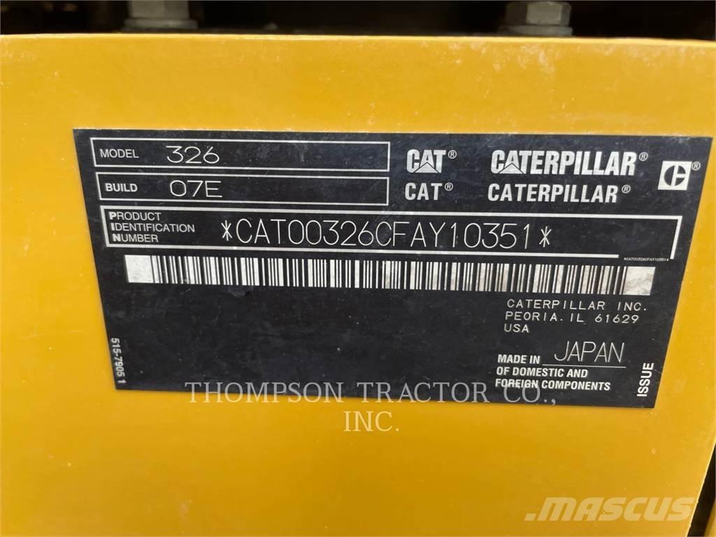 CAT 326 Lánctalpas kotrók