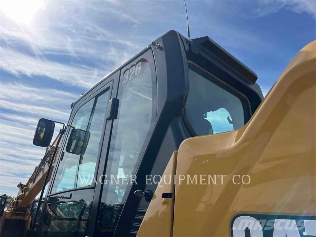CAT 326 Lánctalpas kotrók