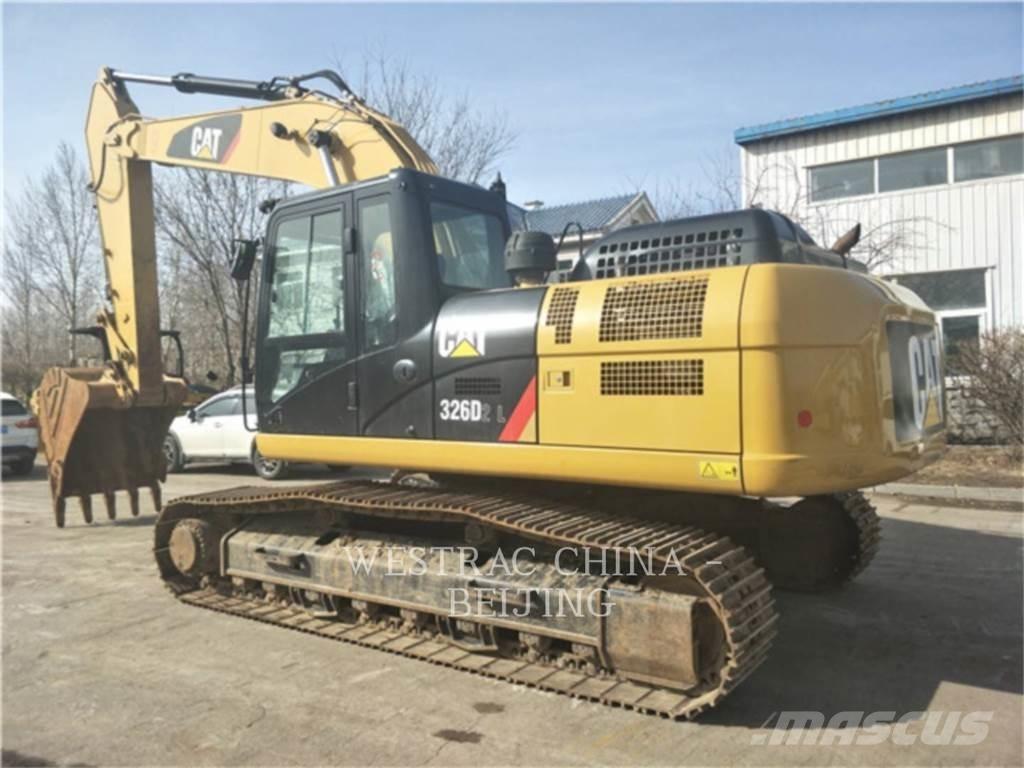 CAT 326D2L Lánctalpas kotrók