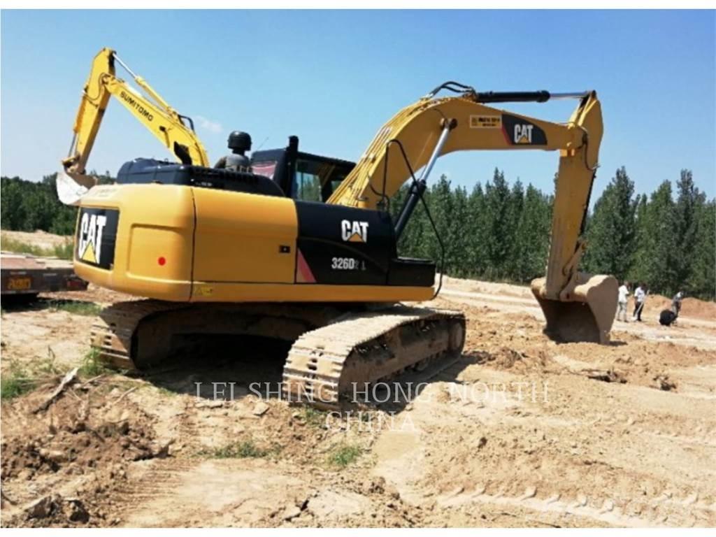 CAT 326D2L Lánctalpas kotrók
