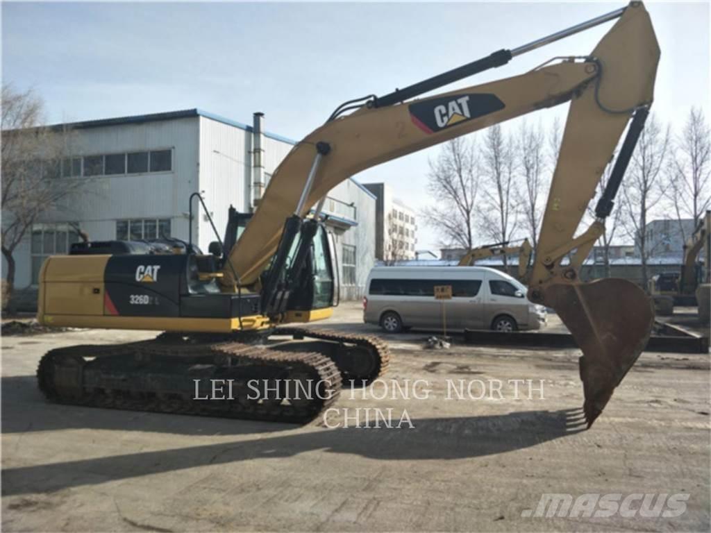 CAT 326D2L Lánctalpas kotrók