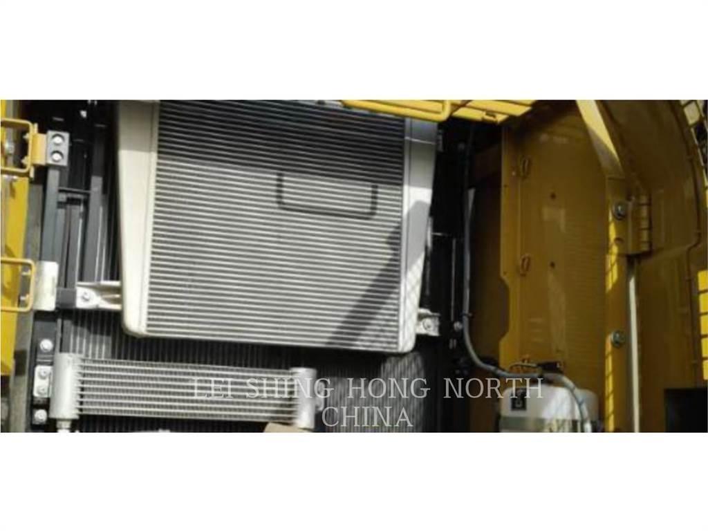 CAT 326D2L Lánctalpas kotrók