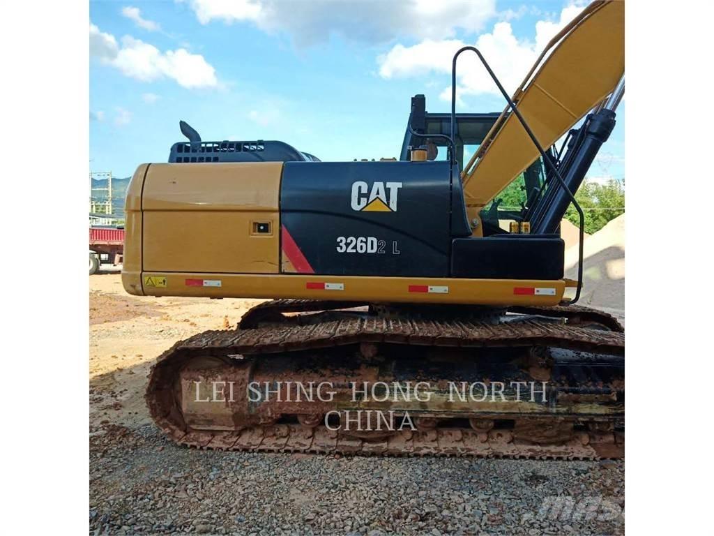 CAT 326D2L Lánctalpas kotrók