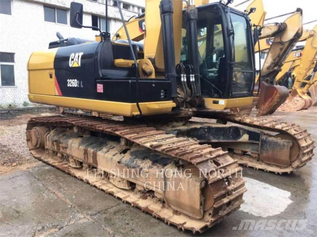 CAT 326D2L Lánctalpas kotrók