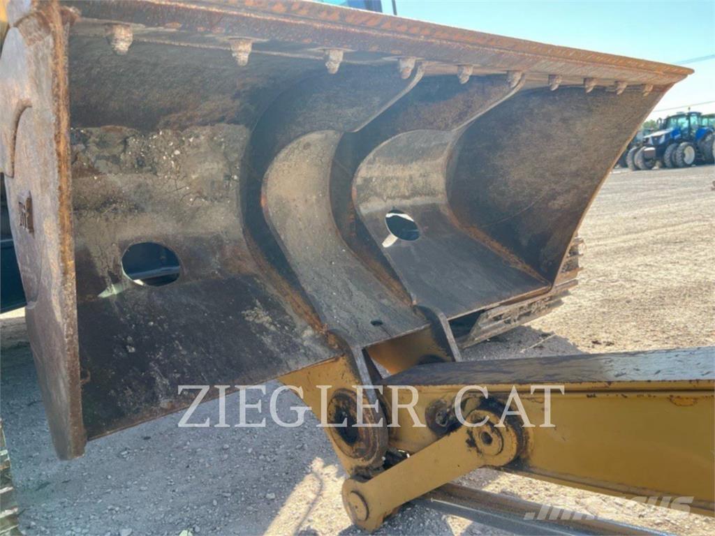 CAT 326F Lánctalpas kotrók
