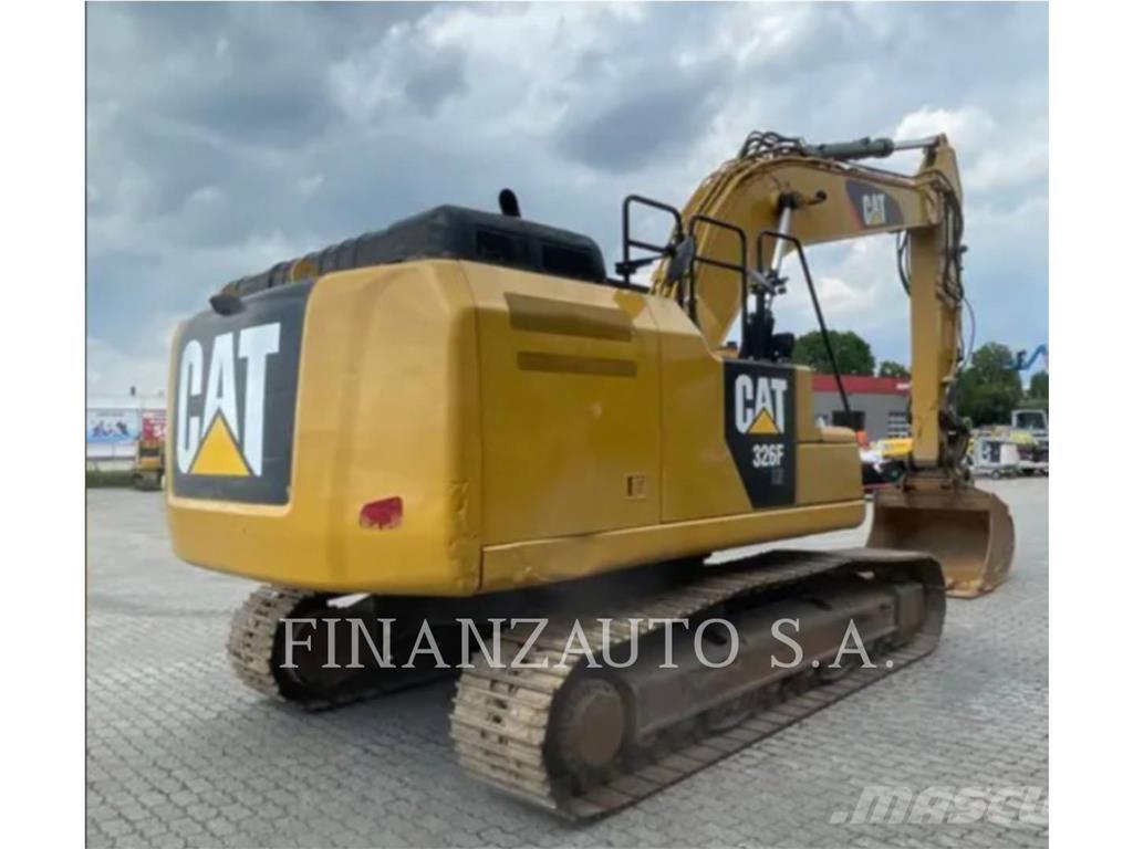 CAT 326F Lánctalpas kotrók