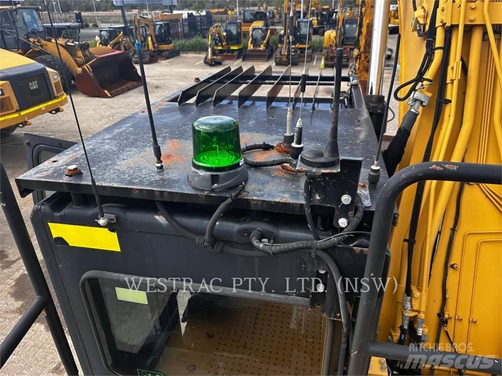 CAT 329DL Lánctalpas kotrók