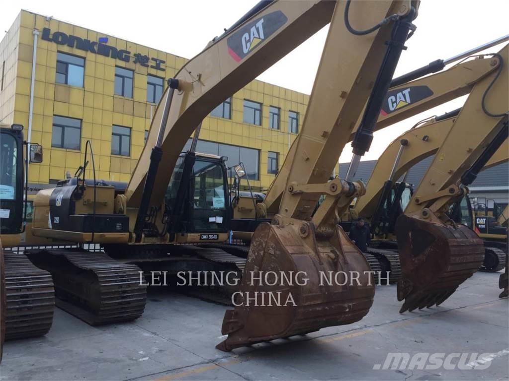 CAT 329DL Lánctalpas kotrók