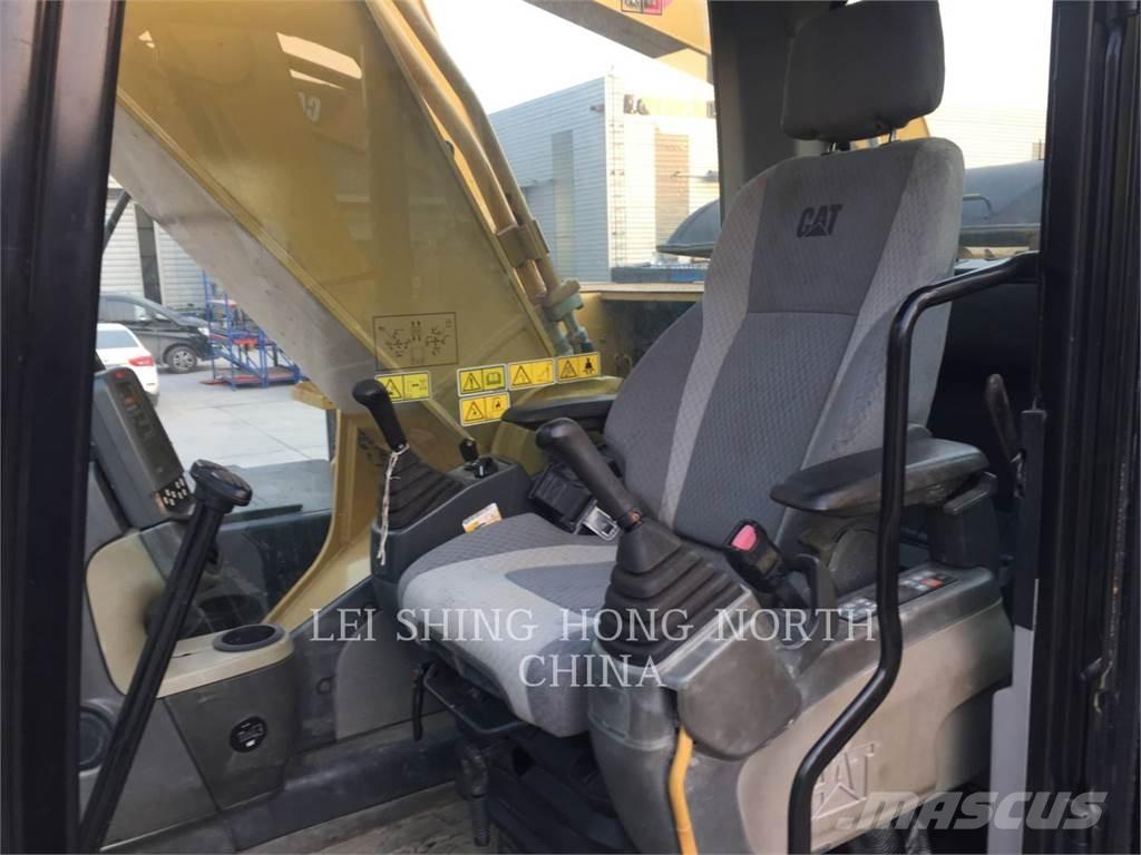 CAT 329DL Lánctalpas kotrók