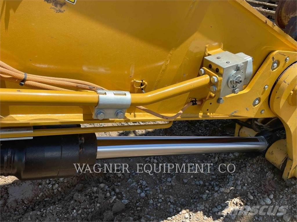 CAT 330 Lánctalpas kotrók