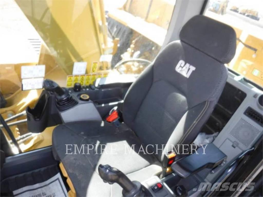 CAT 330-07 Lánctalpas kotrók