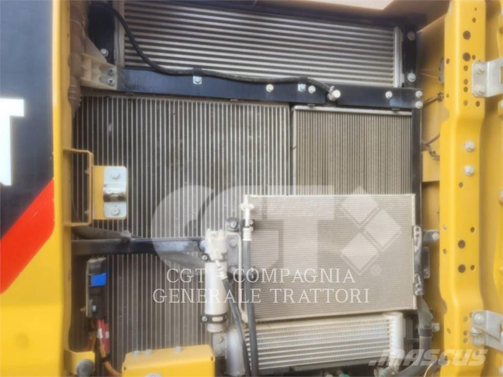 CAT 330 NG Lánctalpas kotrók