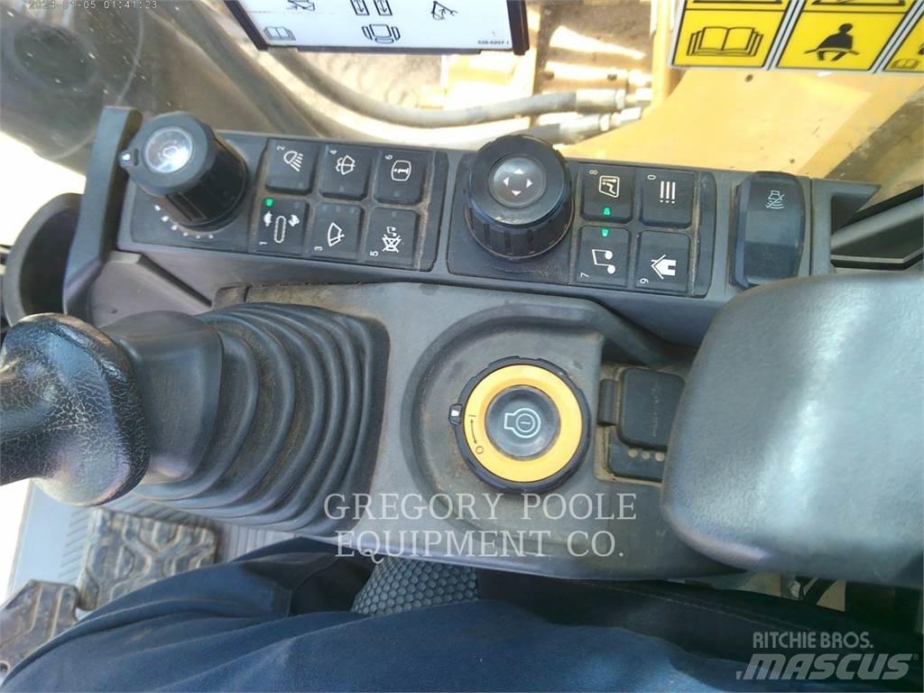 CAT 33007 Lánctalpas kotrók