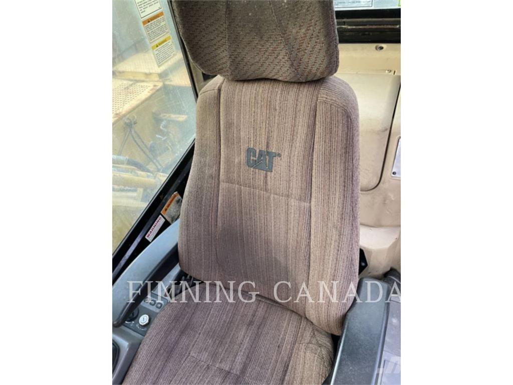 CAT 330B Lánctalpas kotrók