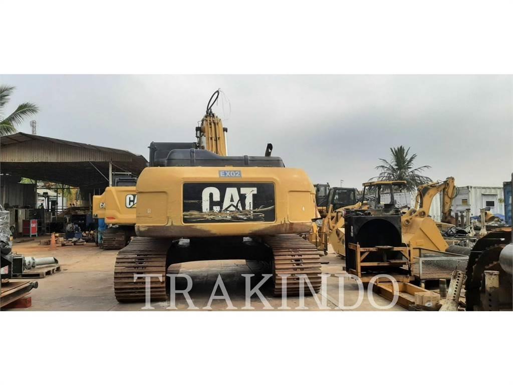 CAT 330D2L Lánctalpas kotrók
