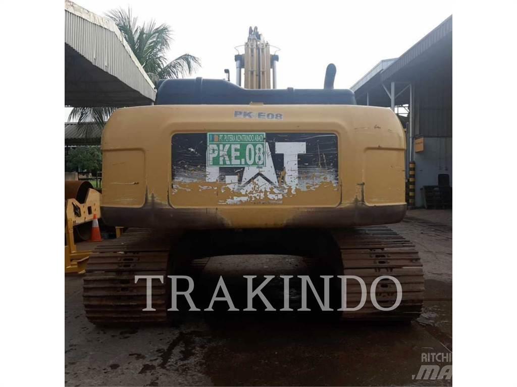 CAT 330D2L Lánctalpas kotrók