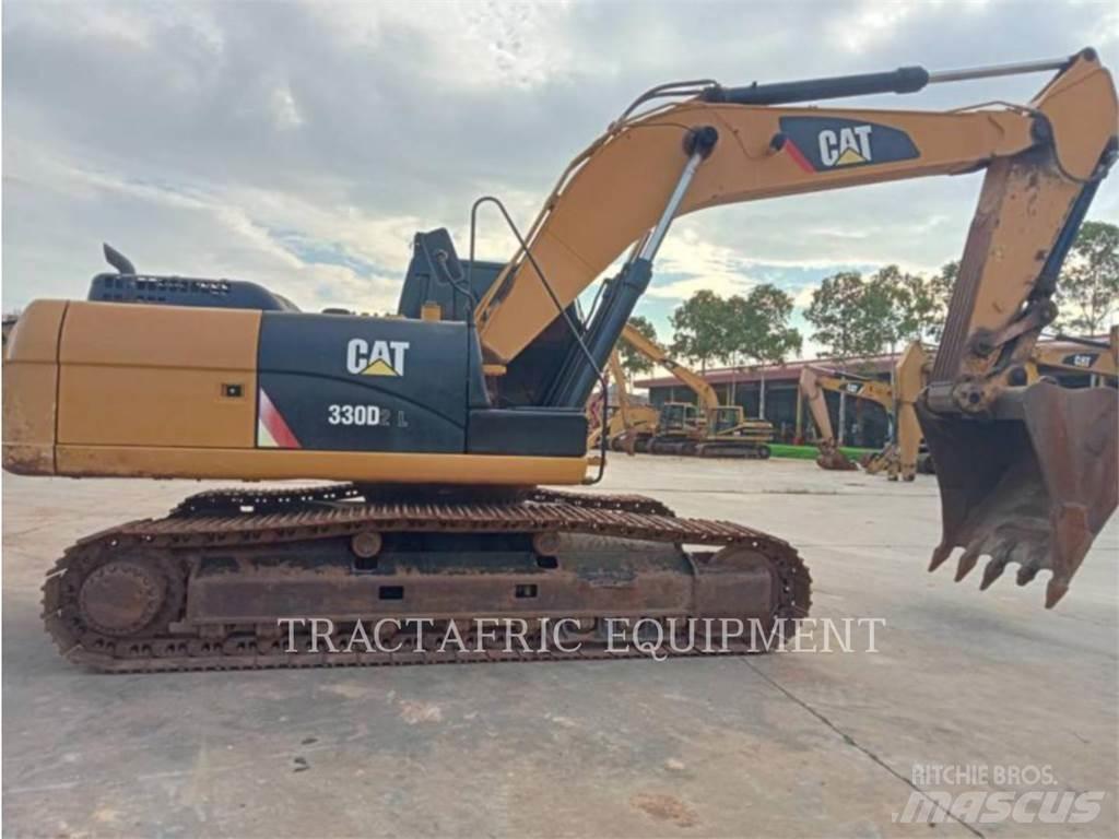 CAT 330D2L Lánctalpas kotrók