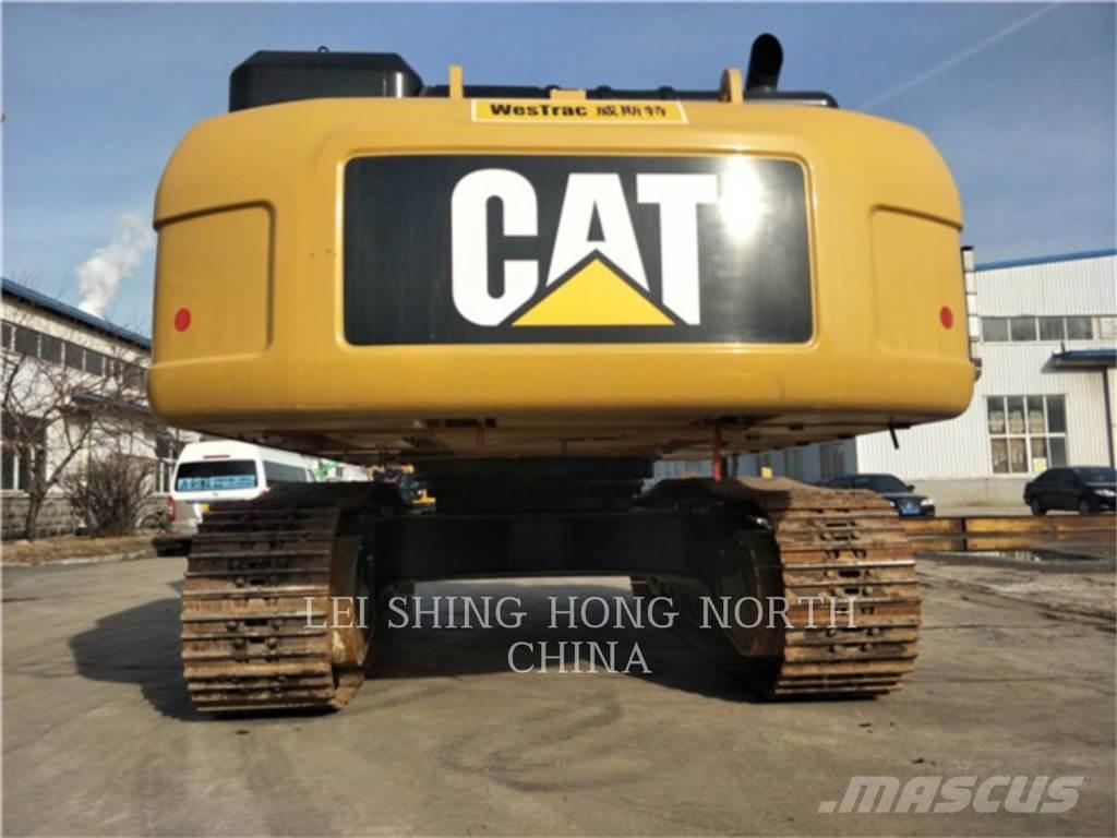 CAT 330D2L Lánctalpas kotrók
