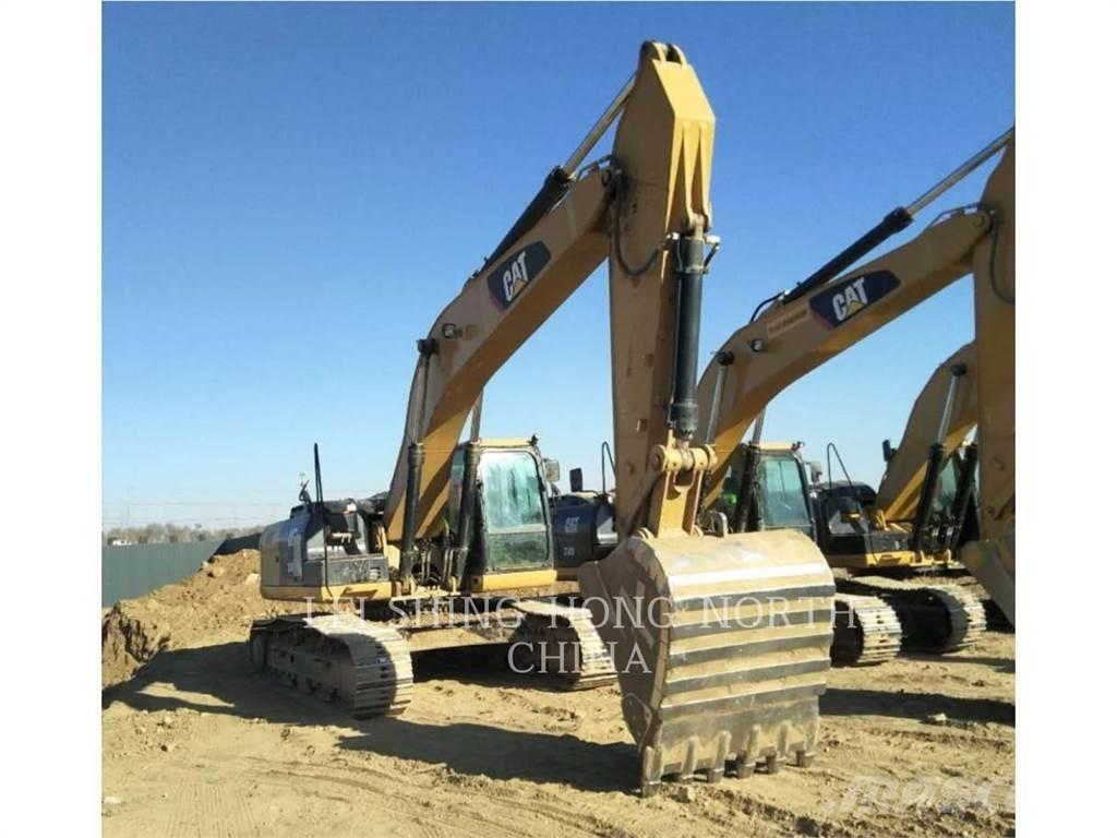 CAT 330D2L Lánctalpas kotrók