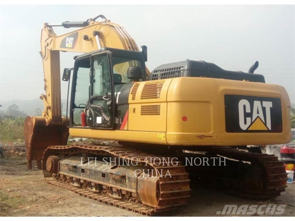 CAT 330D2L Lánctalpas kotrók