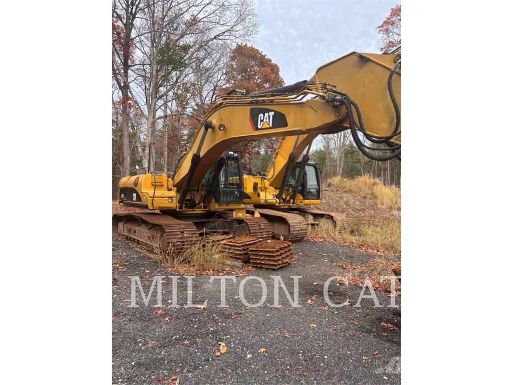 CAT 330DL Lánctalpas kotrók