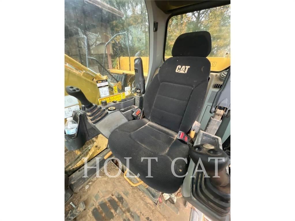 CAT 330GC Lánctalpas kotrók