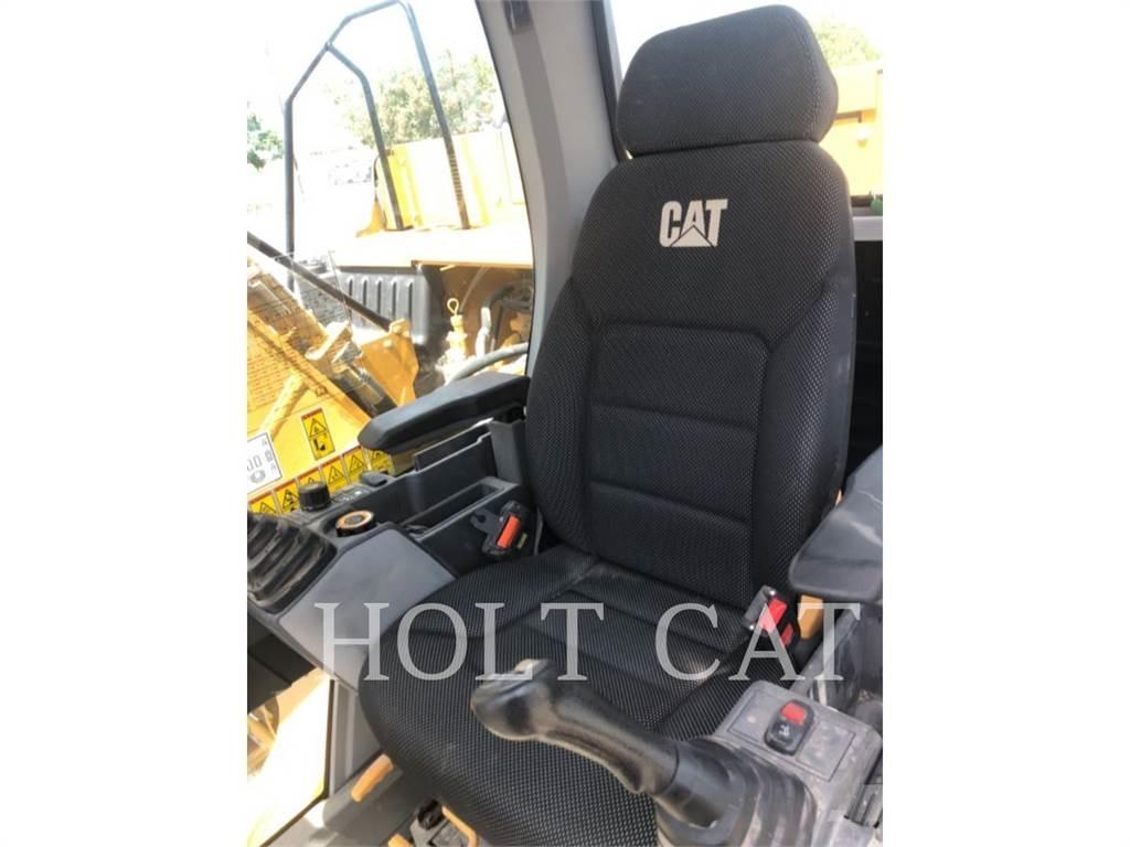CAT 330GC Lánctalpas kotrók