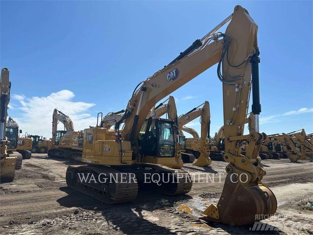 CAT 335 Lánctalpas kotrók