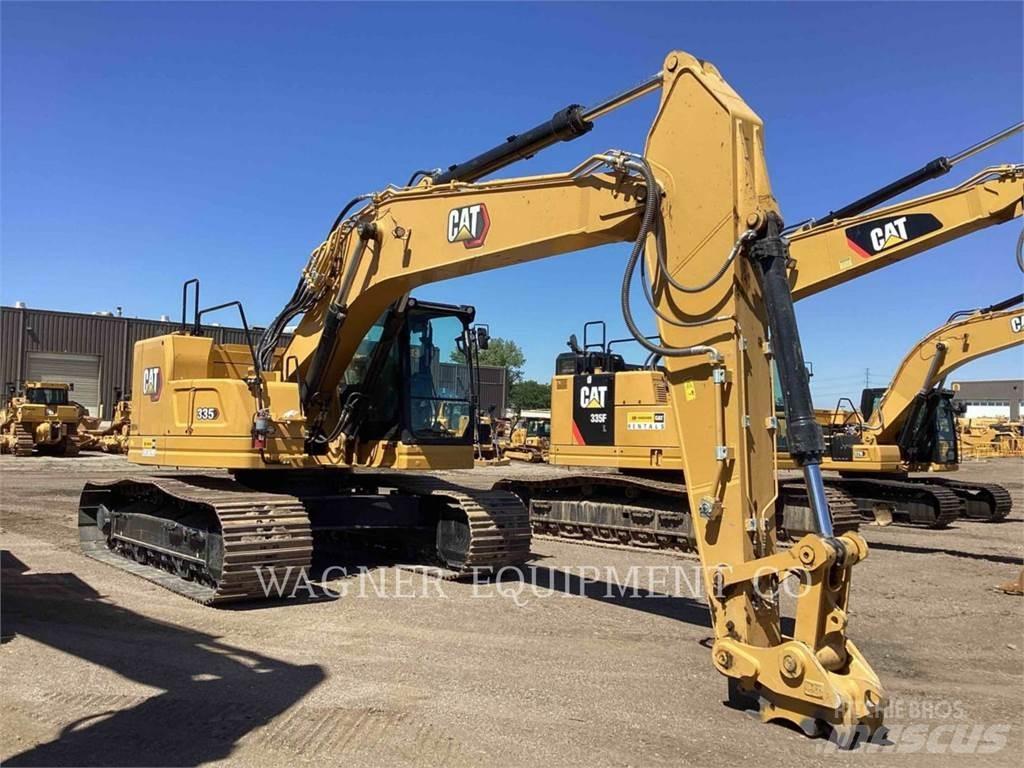 CAT 335 Lánctalpas kotrók