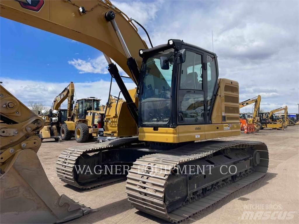 CAT 335 Lánctalpas kotrók