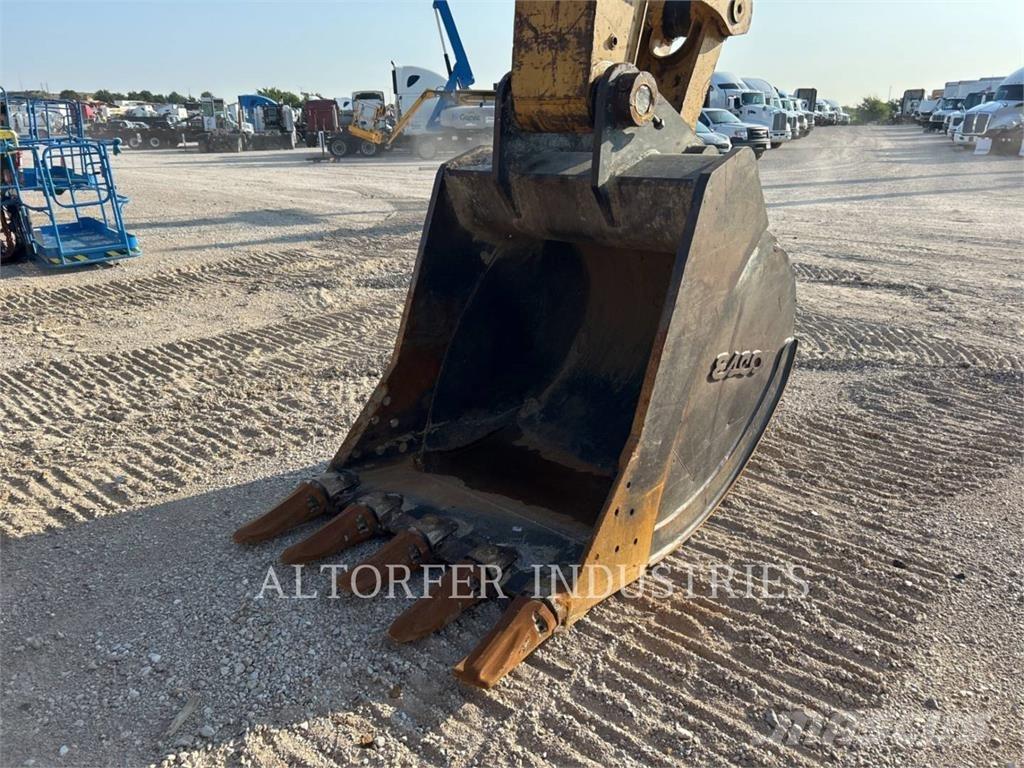 CAT 335F LCR Lánctalpas kotrók