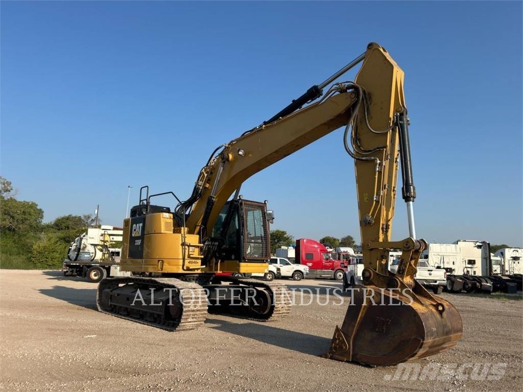 CAT 335F LCR Lánctalpas kotrók
