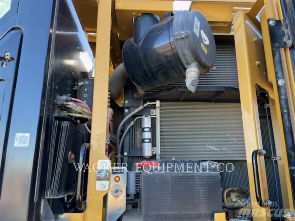 CAT 335FL Lánctalpas kotrók