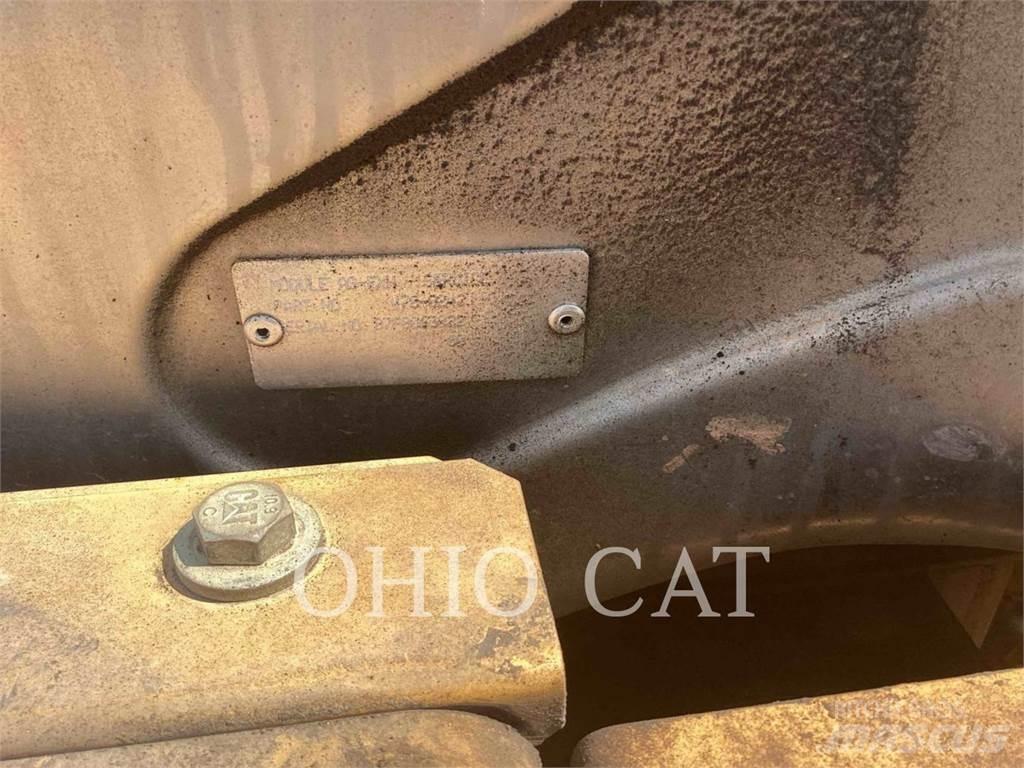 CAT 335FL Lánctalpas kotrók