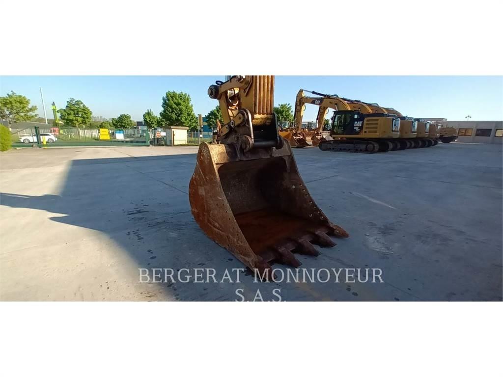 CAT 336 Lánctalpas kotrók