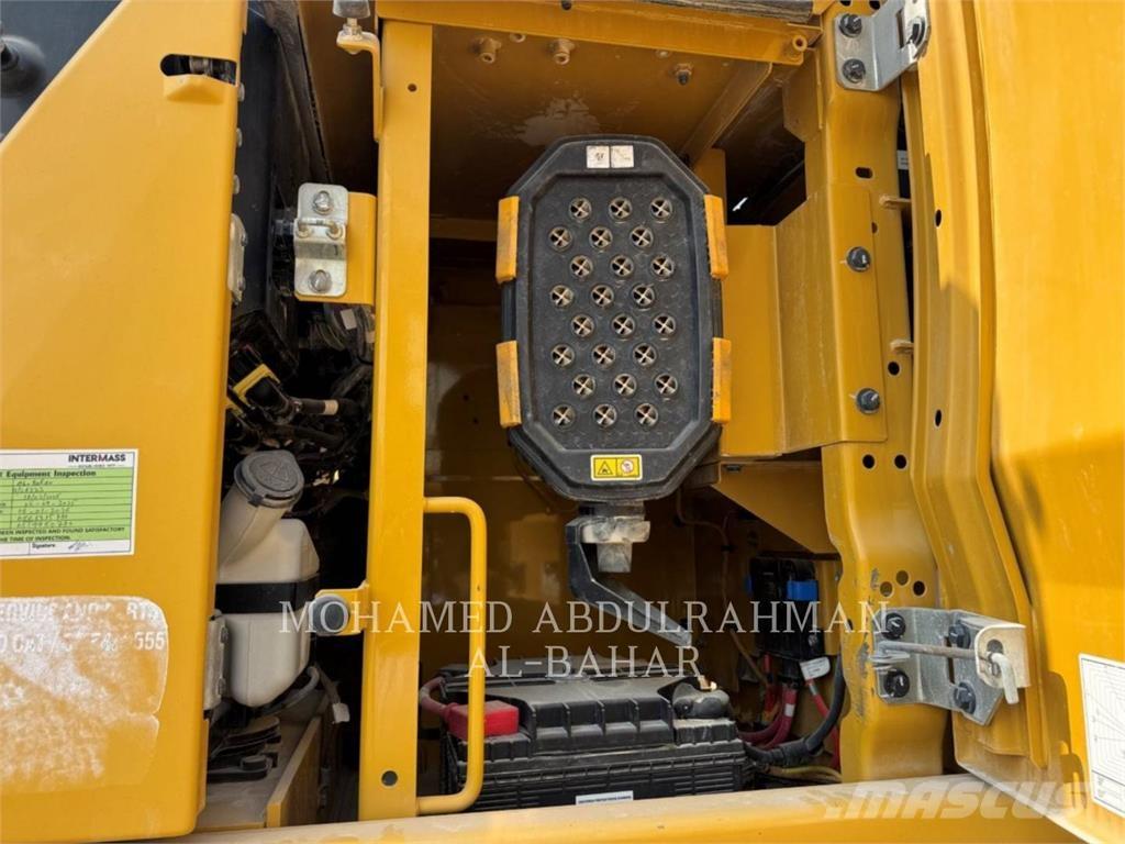 CAT 336-07GC Lánctalpas kotrók