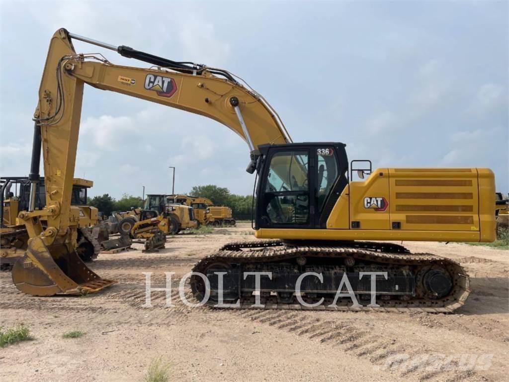 CAT 336 12 Gumikerekes homlokrakodók