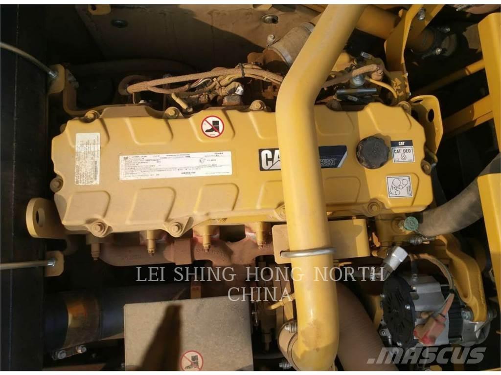 CAT 336D2 Lánctalpas kotrók