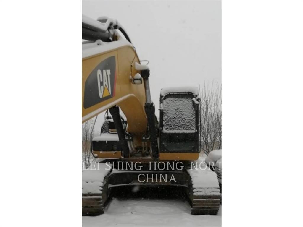 CAT 336D2 Lánctalpas kotrók