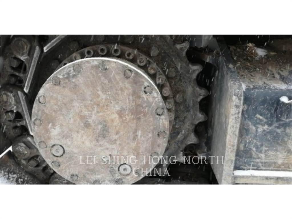 CAT 336D2 Lánctalpas kotrók