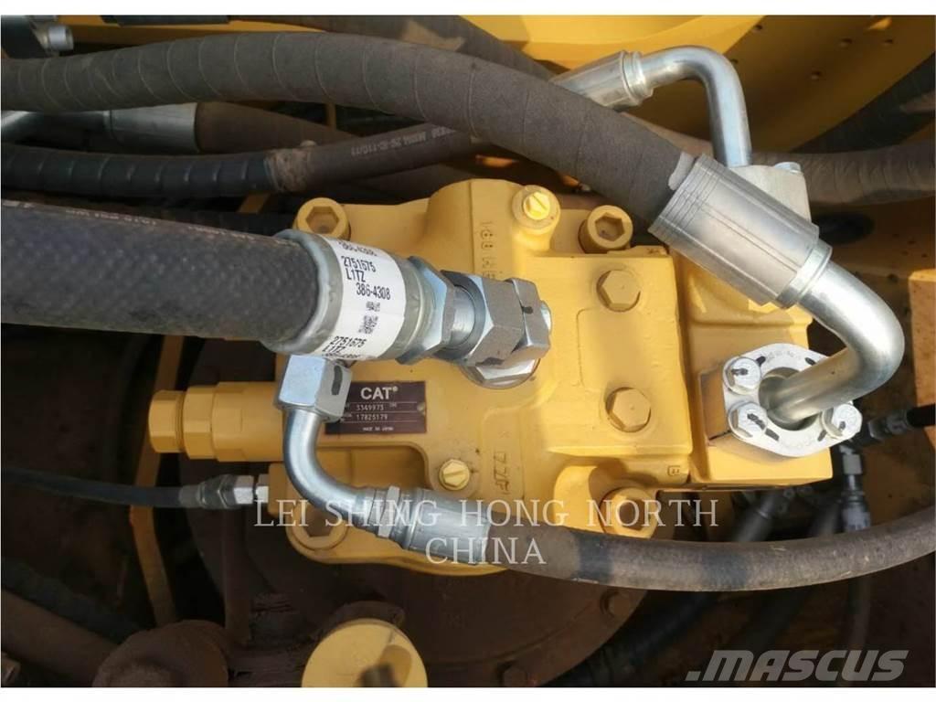 CAT 336D2 Lánctalpas kotrók